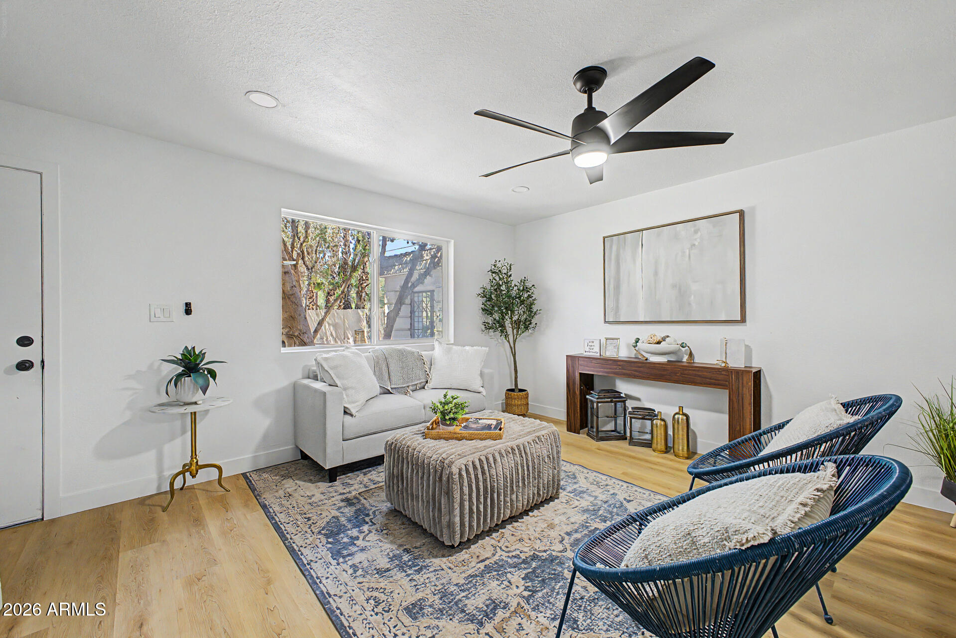 1531 W COLTER Street 1