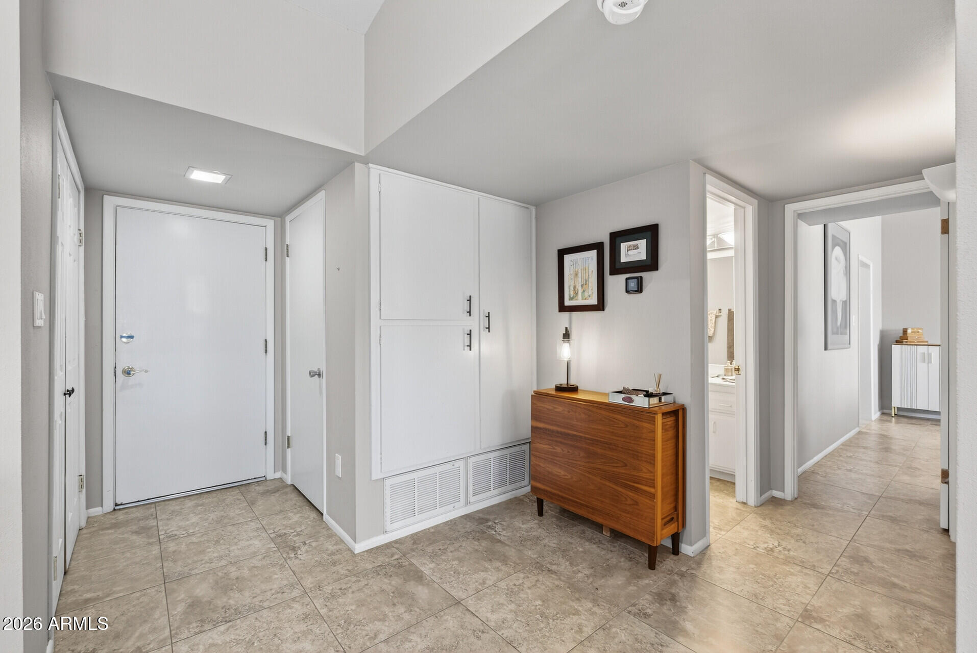 10851 N FAIRWAY Court W