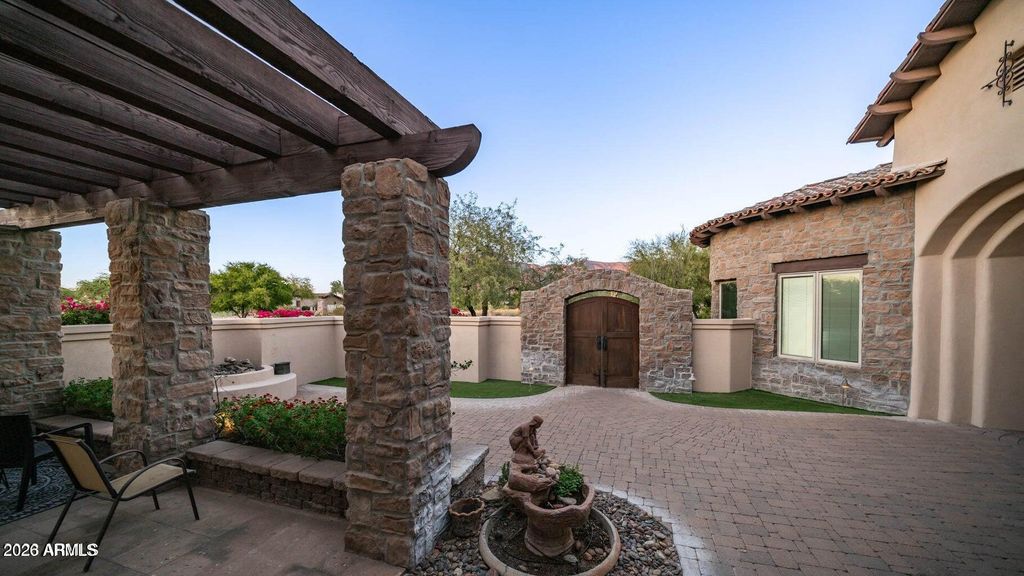 Photo of 7289 E Spanish Bell Lane, Gold Canyon, AZ 85118 (MLS # 6980129)