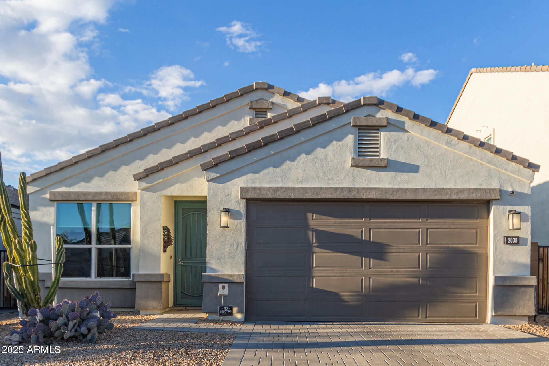 2038 E DRY WOOD Road