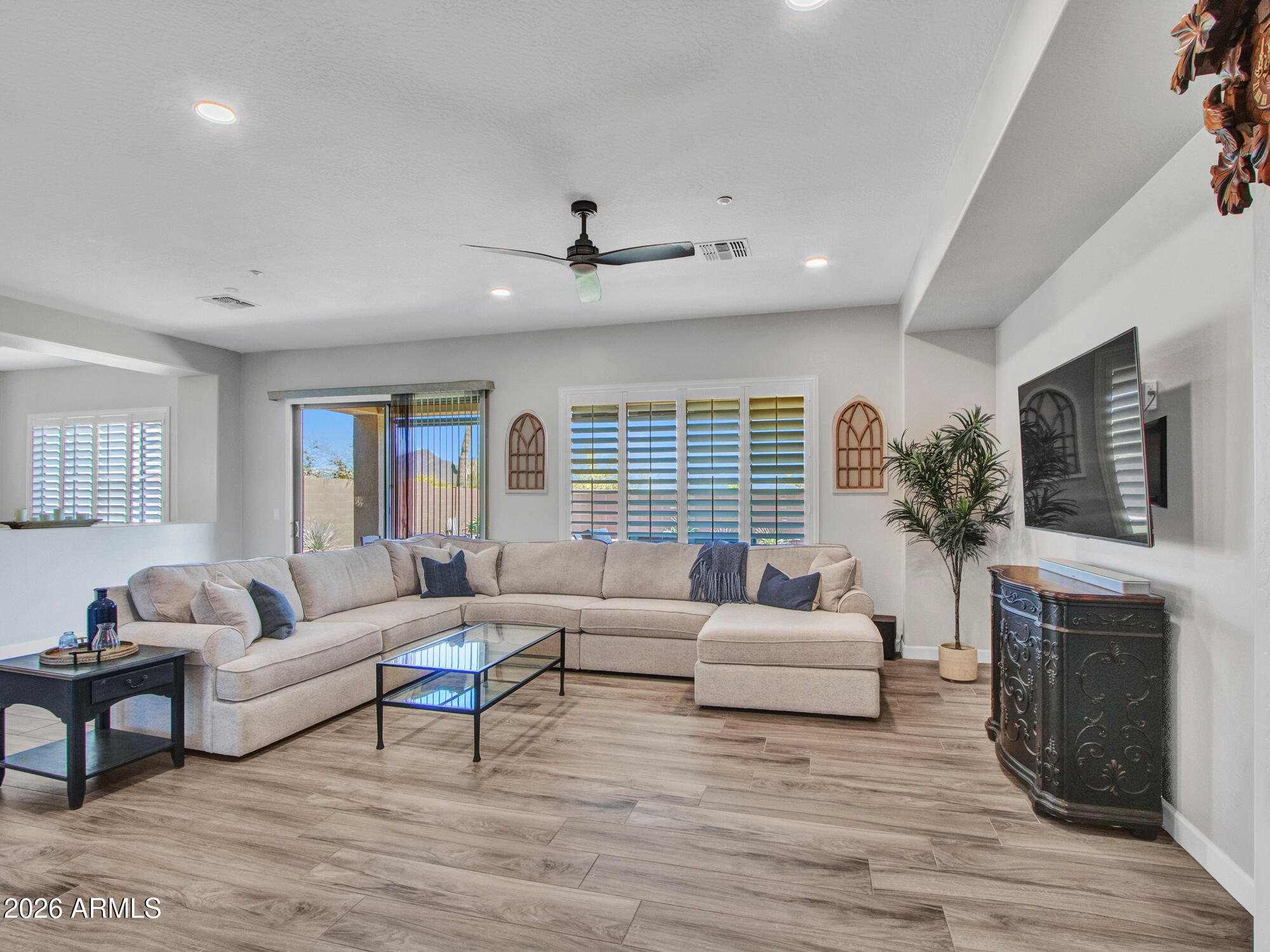 ANTHEM UNIT 38 - Residential