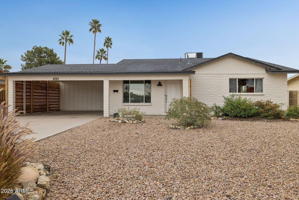 Photo of 4723 S Country Club Way, Tempe, AZ 85282 (MLS # 6995744)