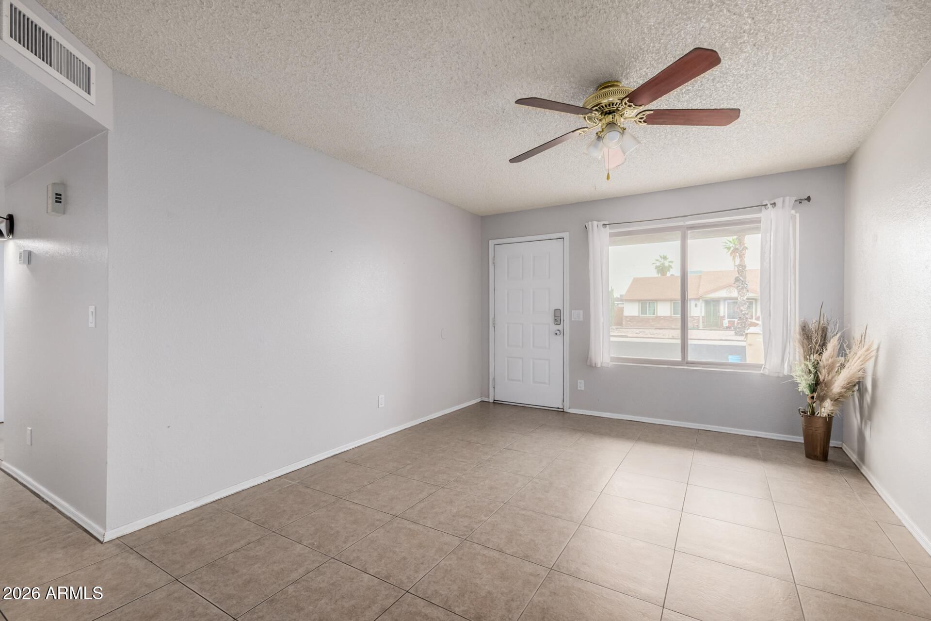 7144 W CANTERBURY Drive