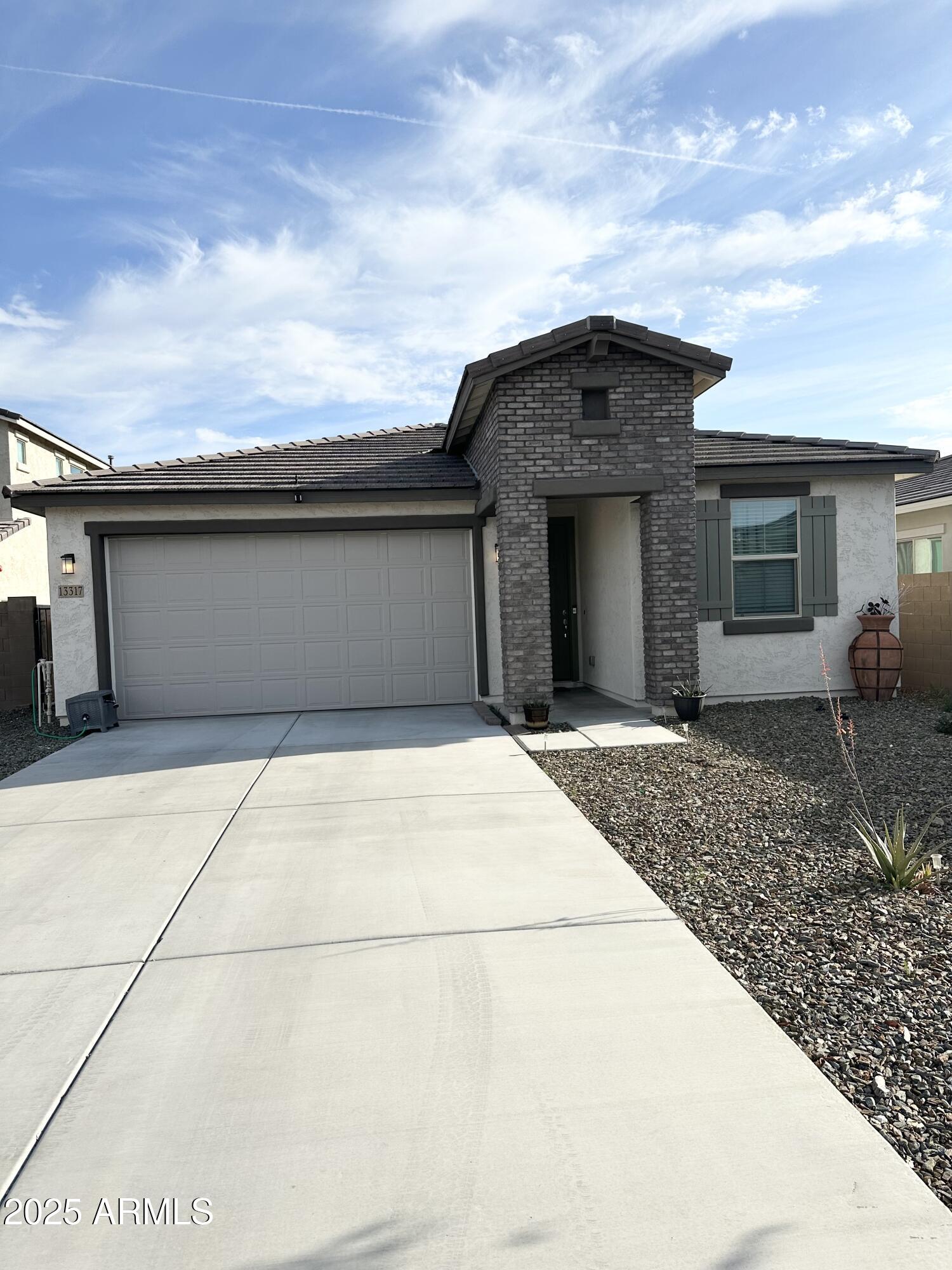 13317 W Dale Lane