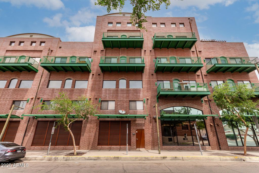 Photo of 424 S 2nd Street #306, Phoenix, AZ 85004 (MLS # 6866042)