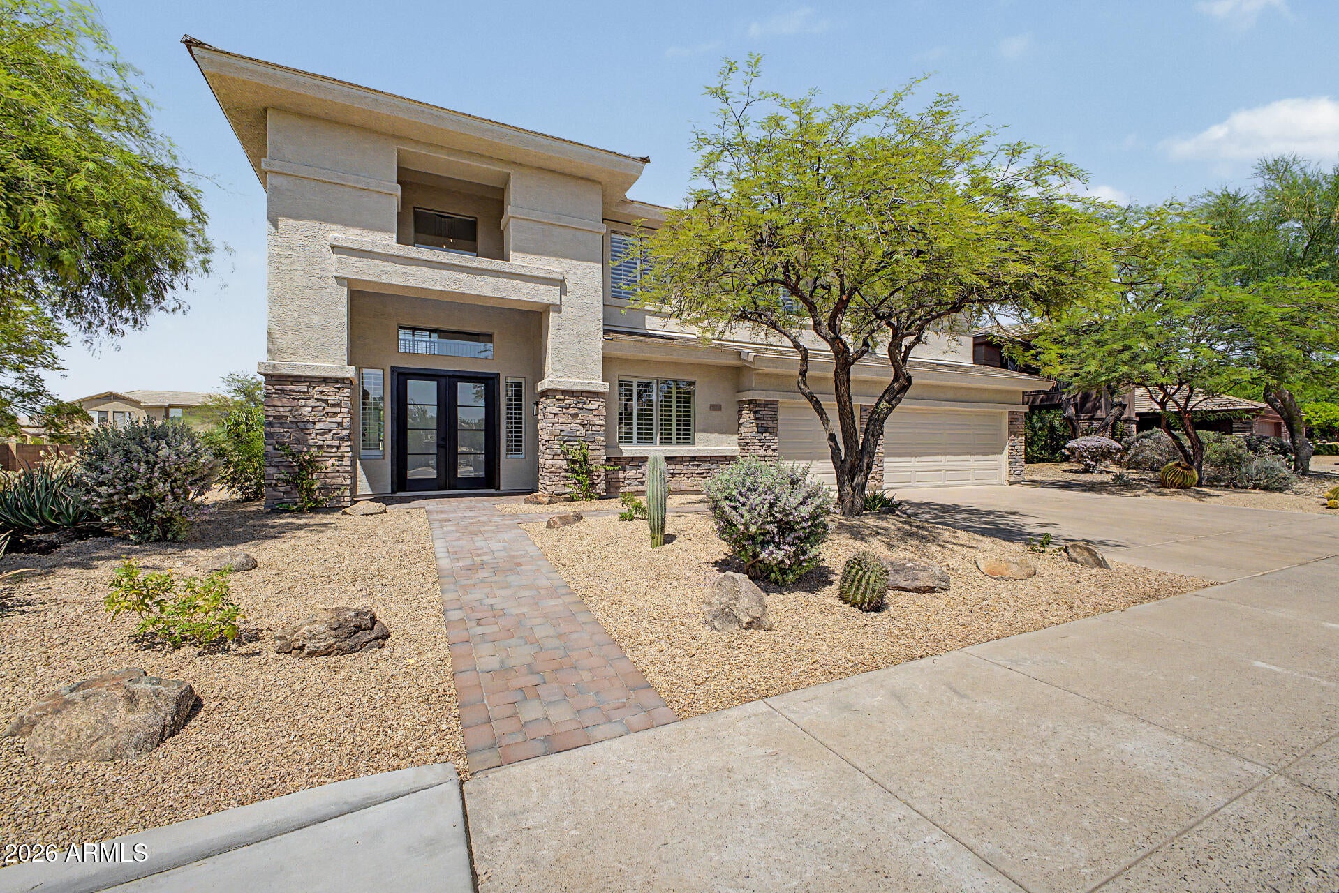 6102 E SONORAN Trail