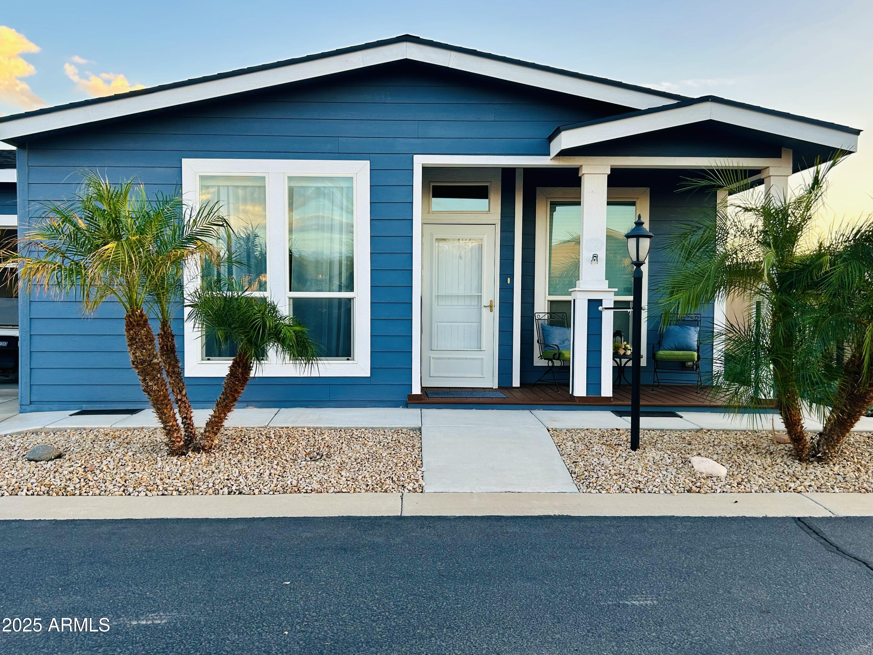 3301 S GOLDFIELD Road 6049