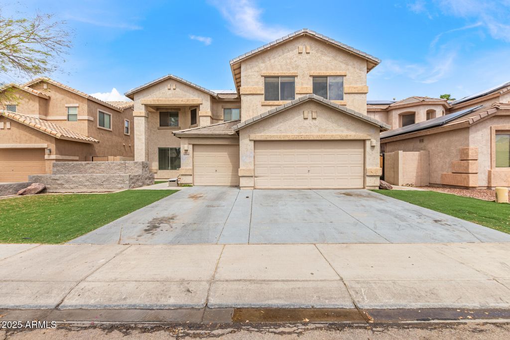 Photo of 13304 W Stella Lane, Litchfield Park, AZ 85340 (MLS # 6862820)