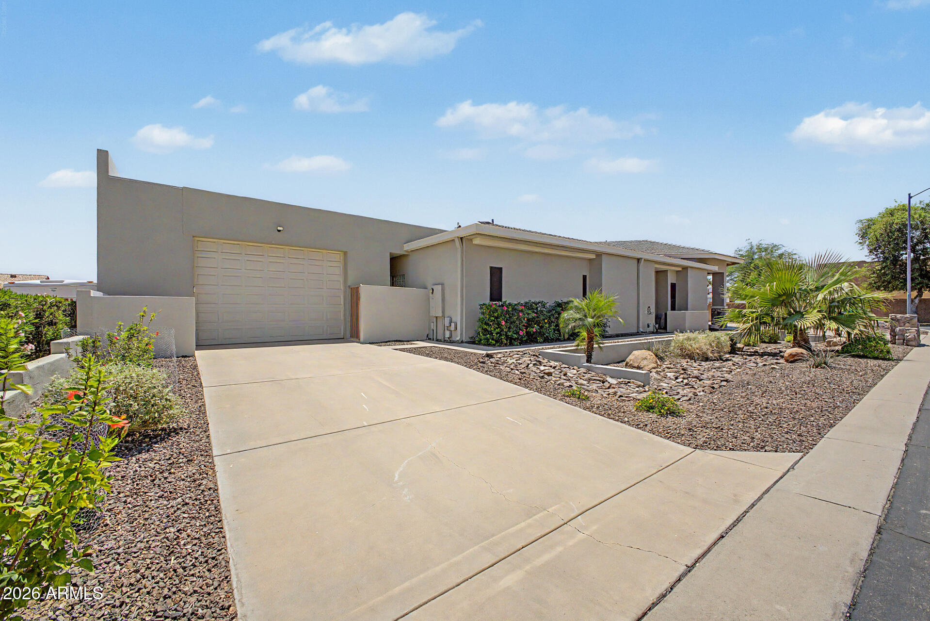 4753 W FALLEN LEAF Lane