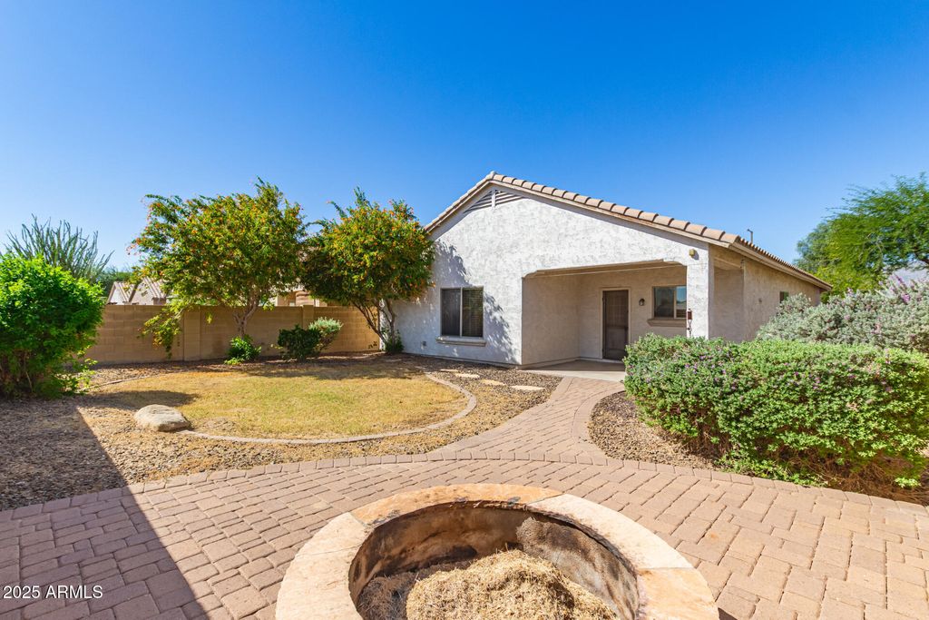 Photo of 8859 N 181st Avenue, Waddell, AZ 85355 (MLS # 6921920)