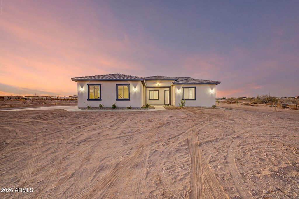 Photo of 36826 W Osborn Road W, Tonopah, AZ 85354 (MLS # 6998425)