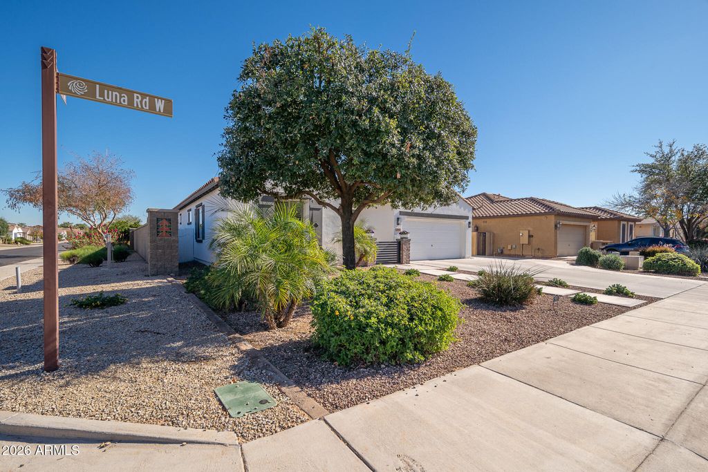 Photo of 4561 N Luna Road W, Litchfield Park, AZ 85340 (MLS # 6967907)