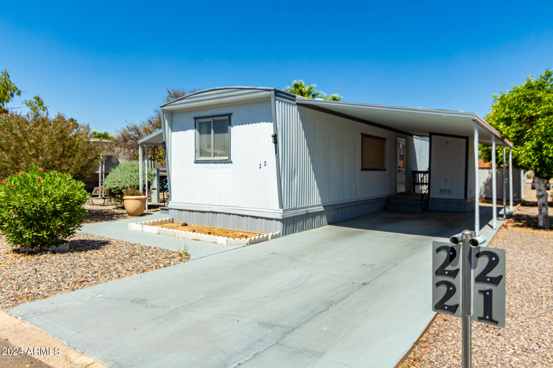 View Phoenix, AZ 85027 mobile home