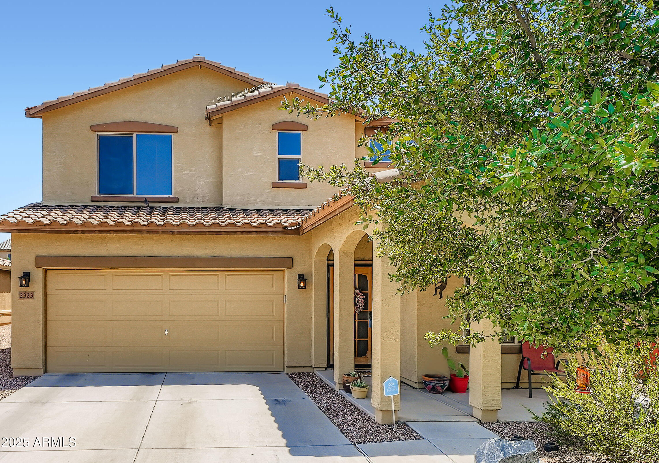 2323 W ALICIA Drive