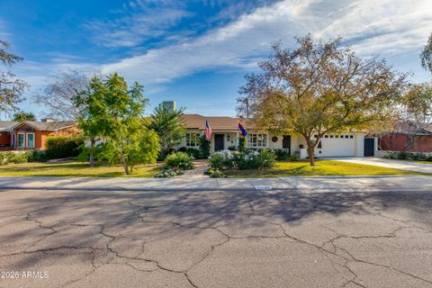 Photo of 215 E Orange Drive, Phoenix, AZ 85012 (MLS # 6965701)