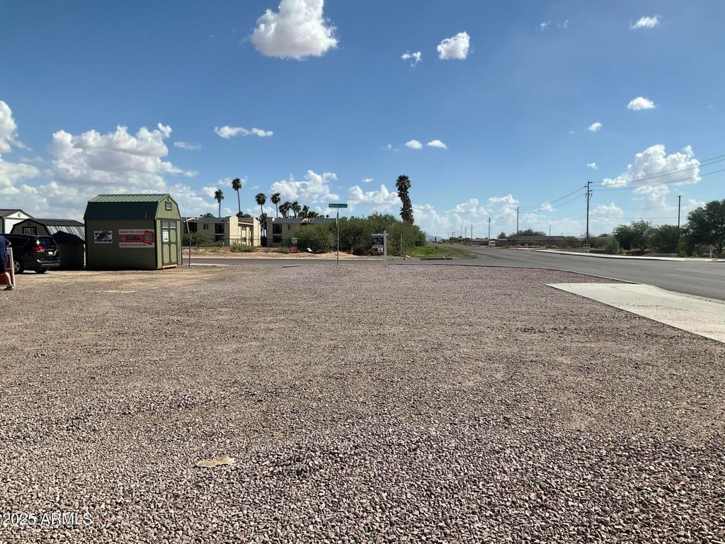 Photo of 15395 S Sunland Gin Road, Arizona City, AZ 85123 (MLS # 6921046)