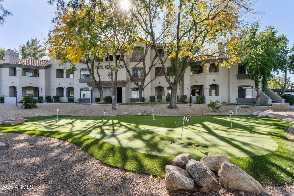 Photo of 15095 N Thompson Peak Parkway #2071, Scottsdale, AZ 85260 (MLS # 6963726)