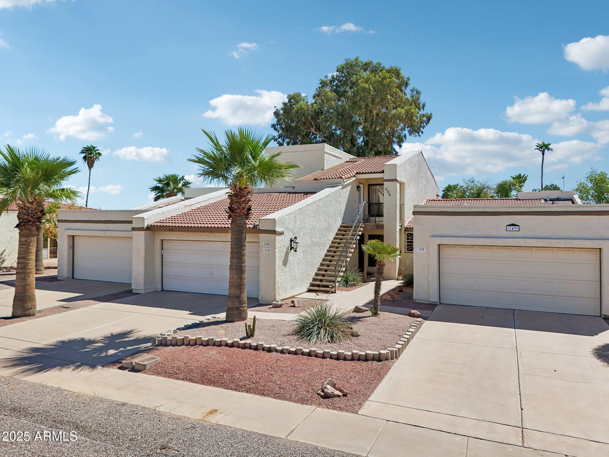 8815 W AVENIDA DE AMIGOS Circle 150