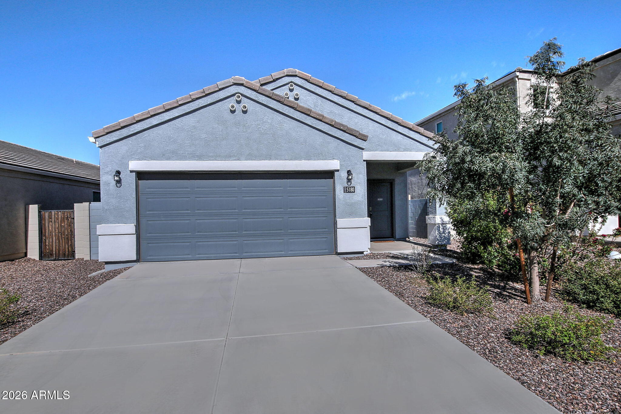 5180 E GUMMITE Drive