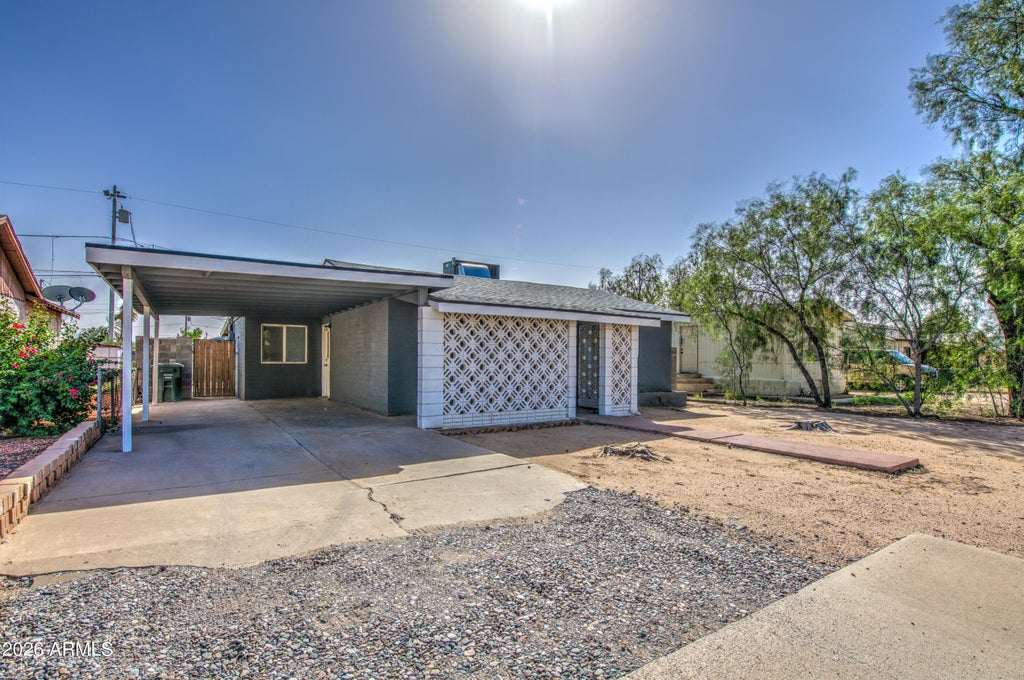 Photo of 1131 E 6th Street, Casa Grande, AZ 85122 (MLS # 7095837)