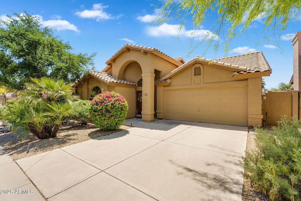 Photo of 9127 E Siesta Lane, Scottsdale, AZ 85255 (MLS # 6862546)