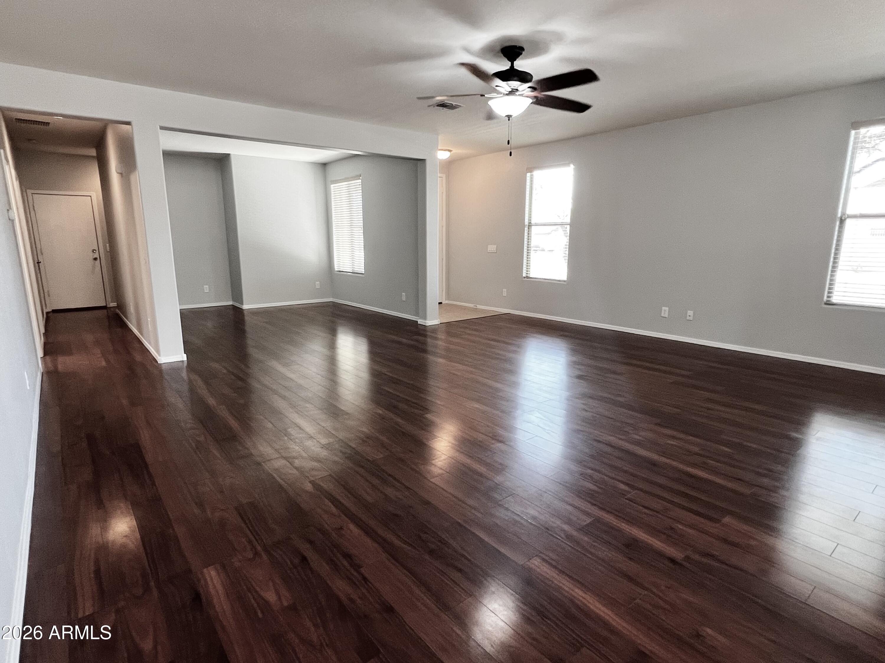 5238 W Cochise Drive