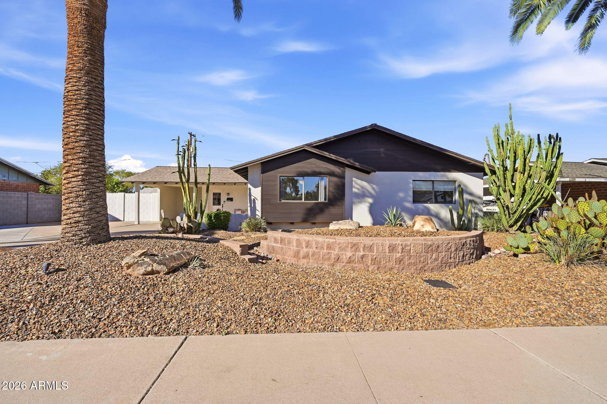 8702 E HIGHLAND Avenue