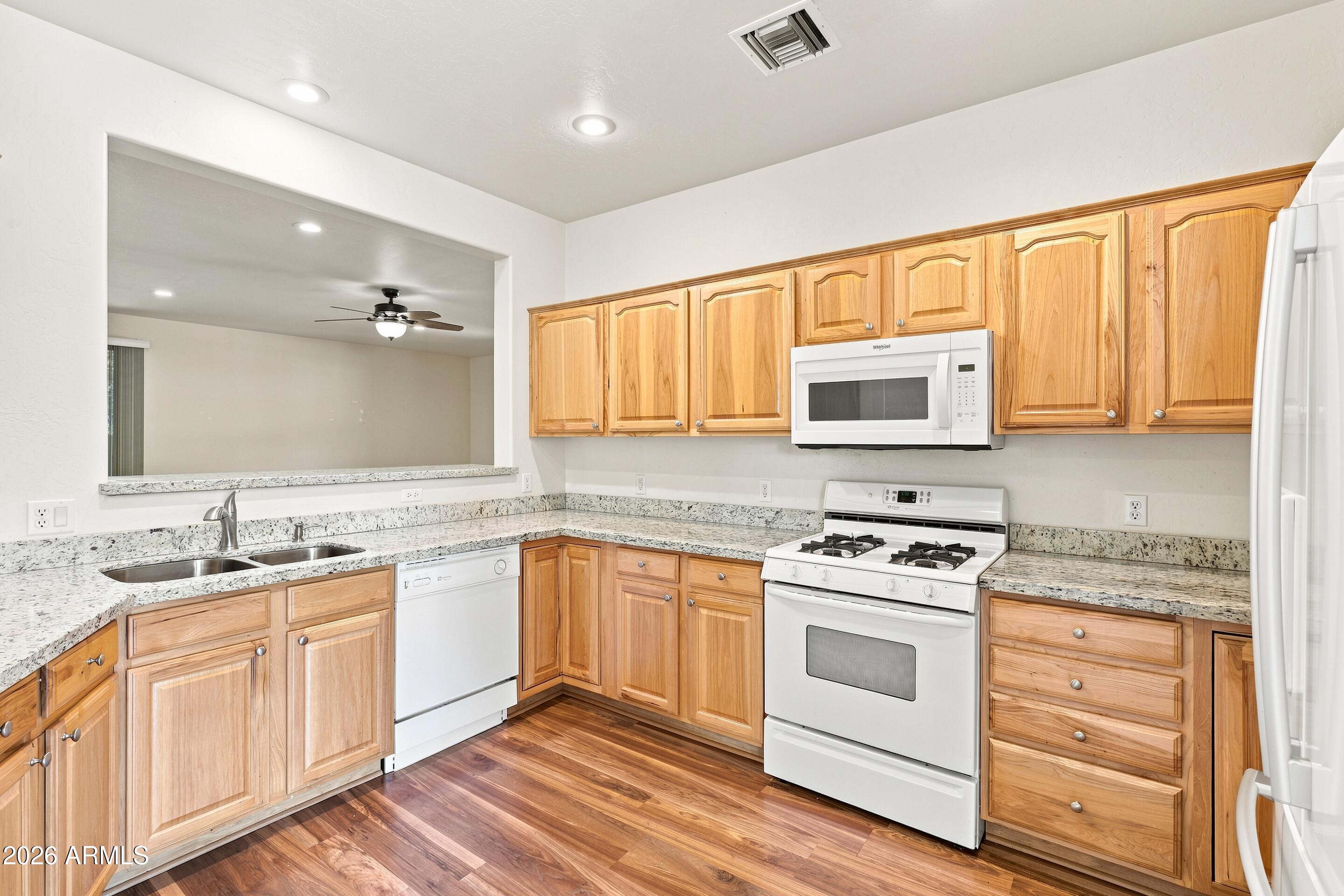 503 W Houston Mesa Road
