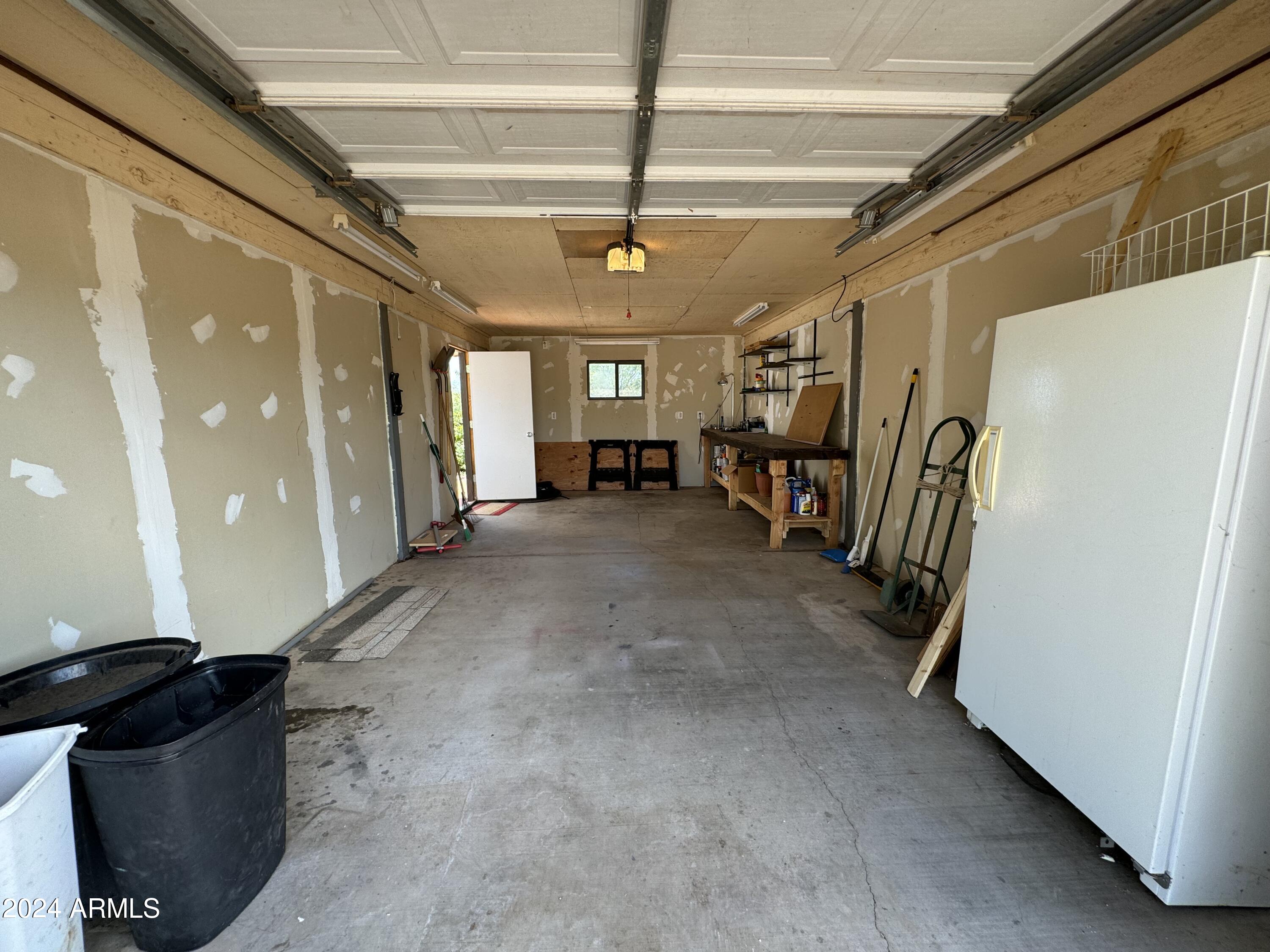 WHETSTONE MESA ESTATES 1 - Residential Lease
