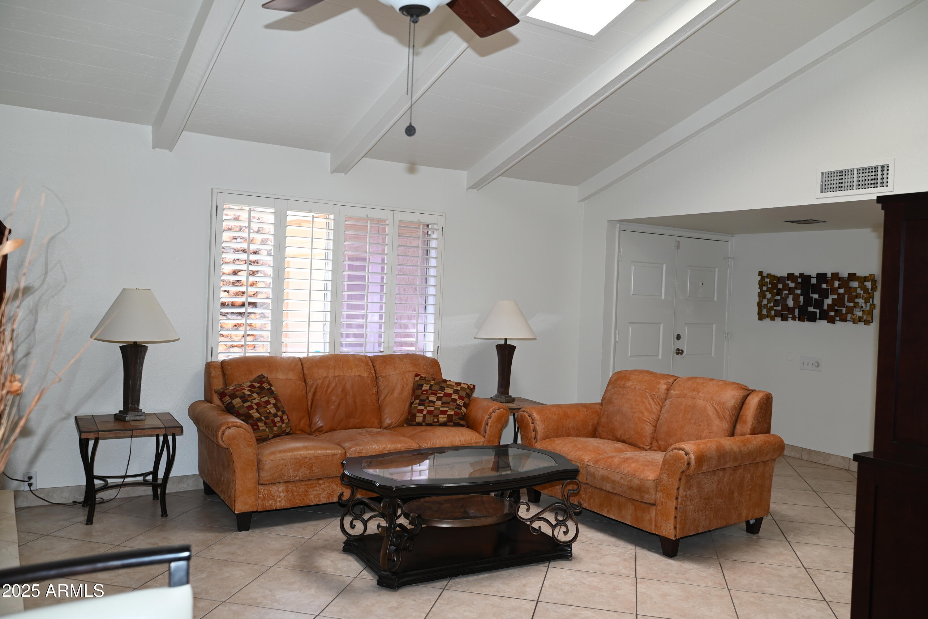 7512 N Via Del Elemental --
