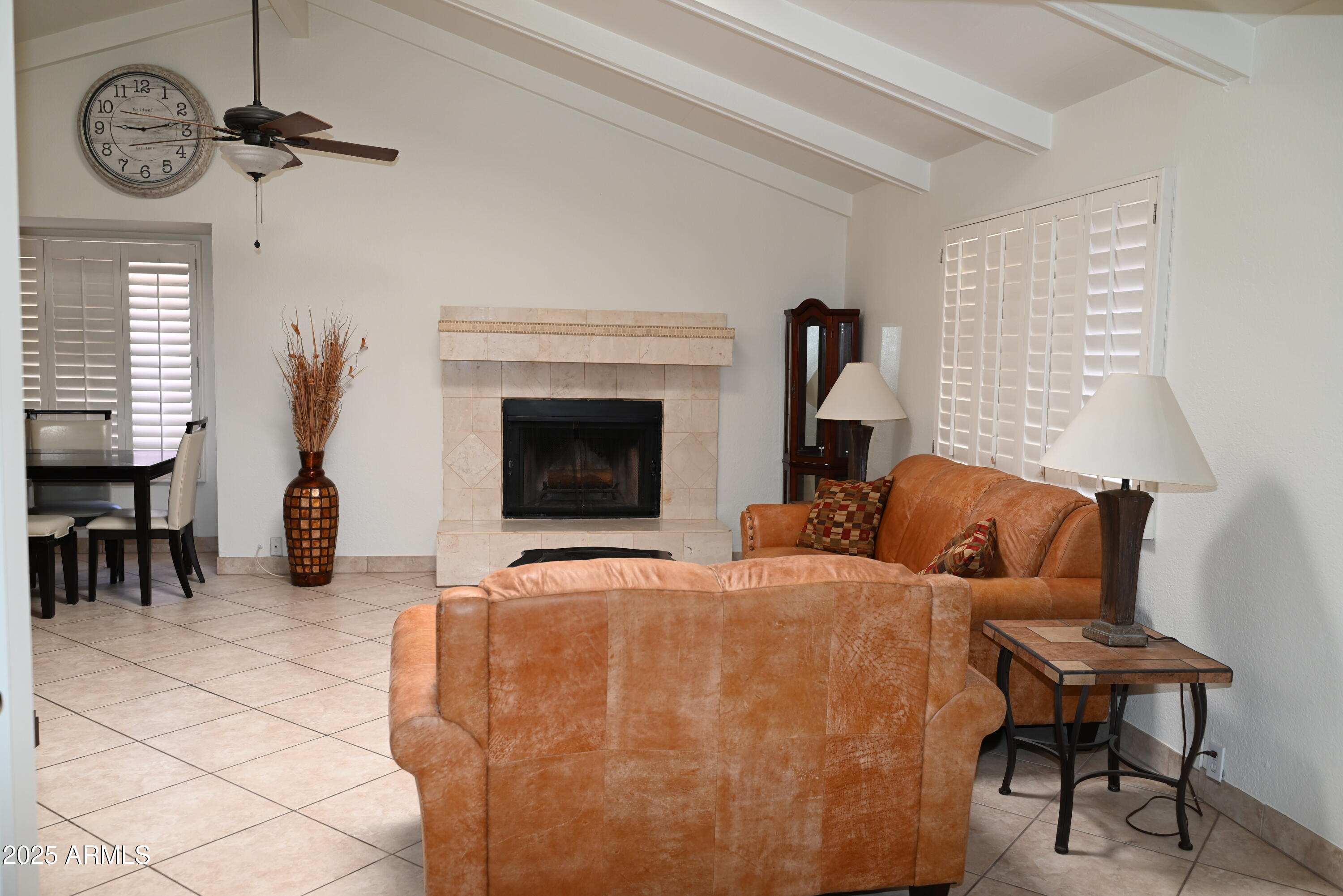 7512 N Via Del Elemental --