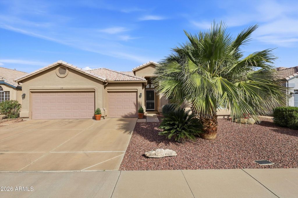 Photo of 318 W El Freda Road, Tempe, AZ 85284 (MLS # 6980710)