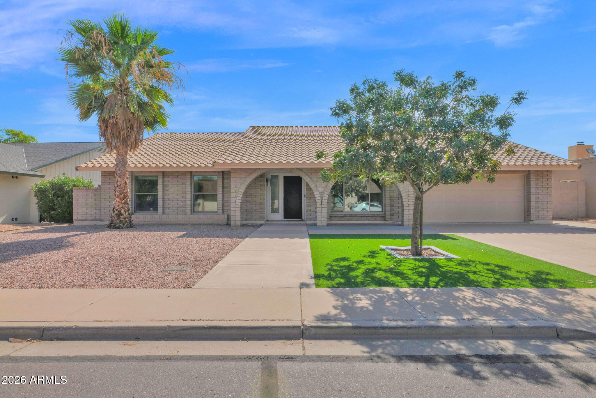 2717 S LOS ALTOS --
