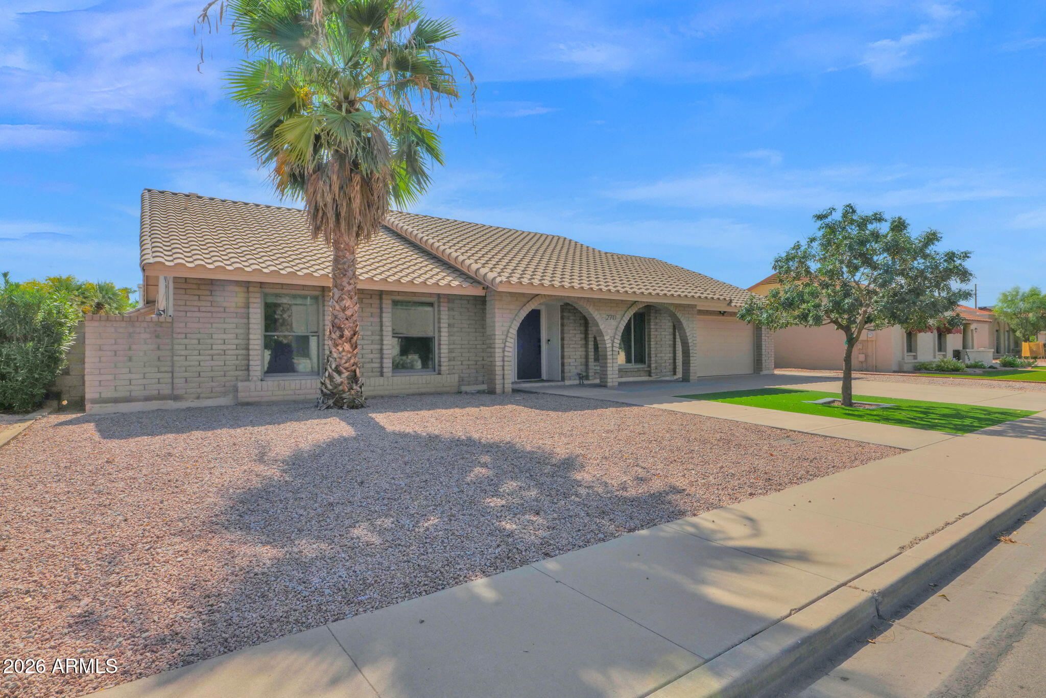 2717 S LOS ALTOS --