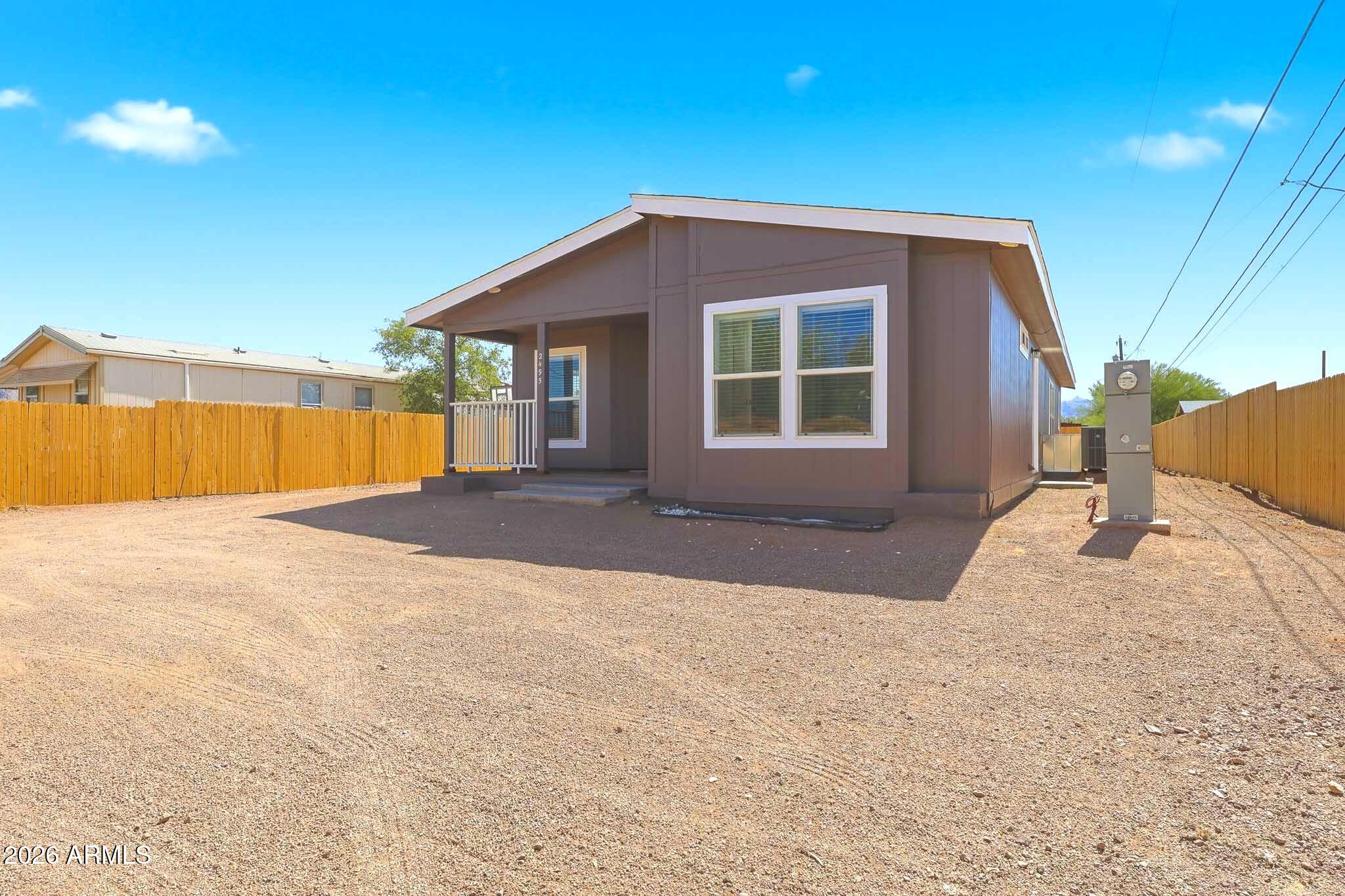 2495 W TEPEE Street