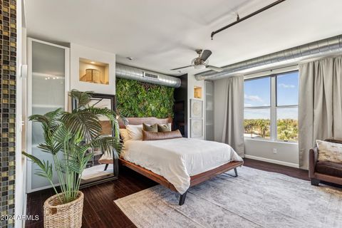 Photo of 1326 N Central Avenue #413, Phoenix, AZ 85004 (MLS # 6898329)