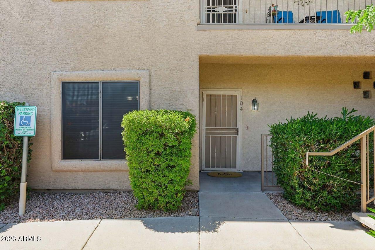13818 N SAGUARO Boulevard 104