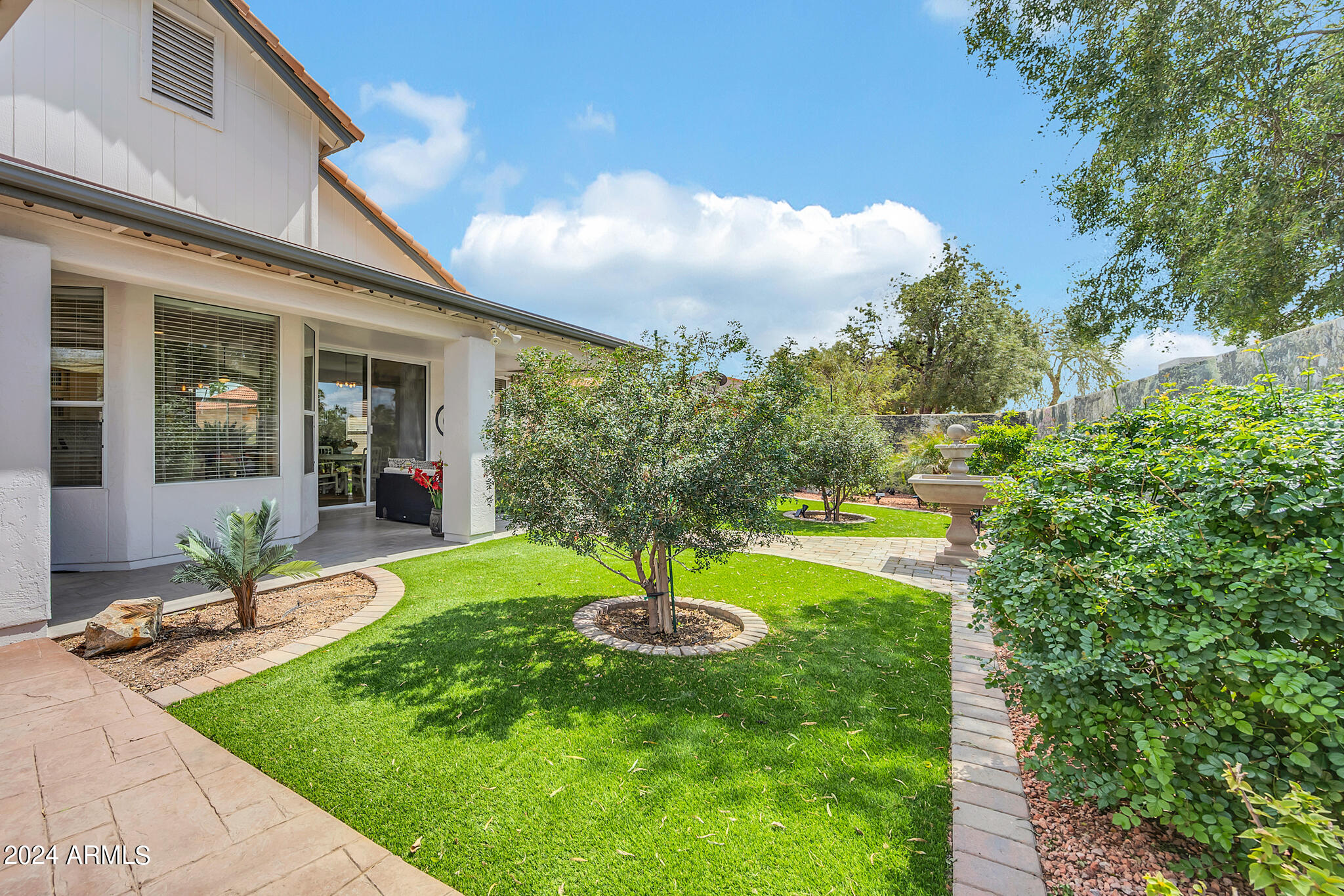 26434 S BOXWOOD Drive