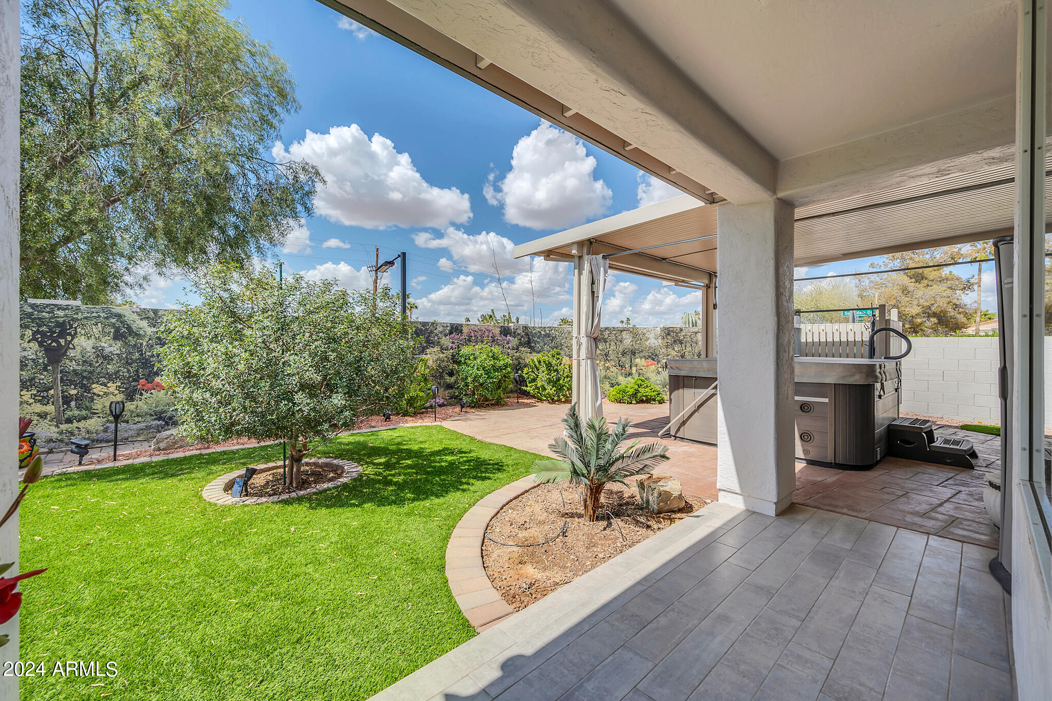 26434 S BOXWOOD Drive