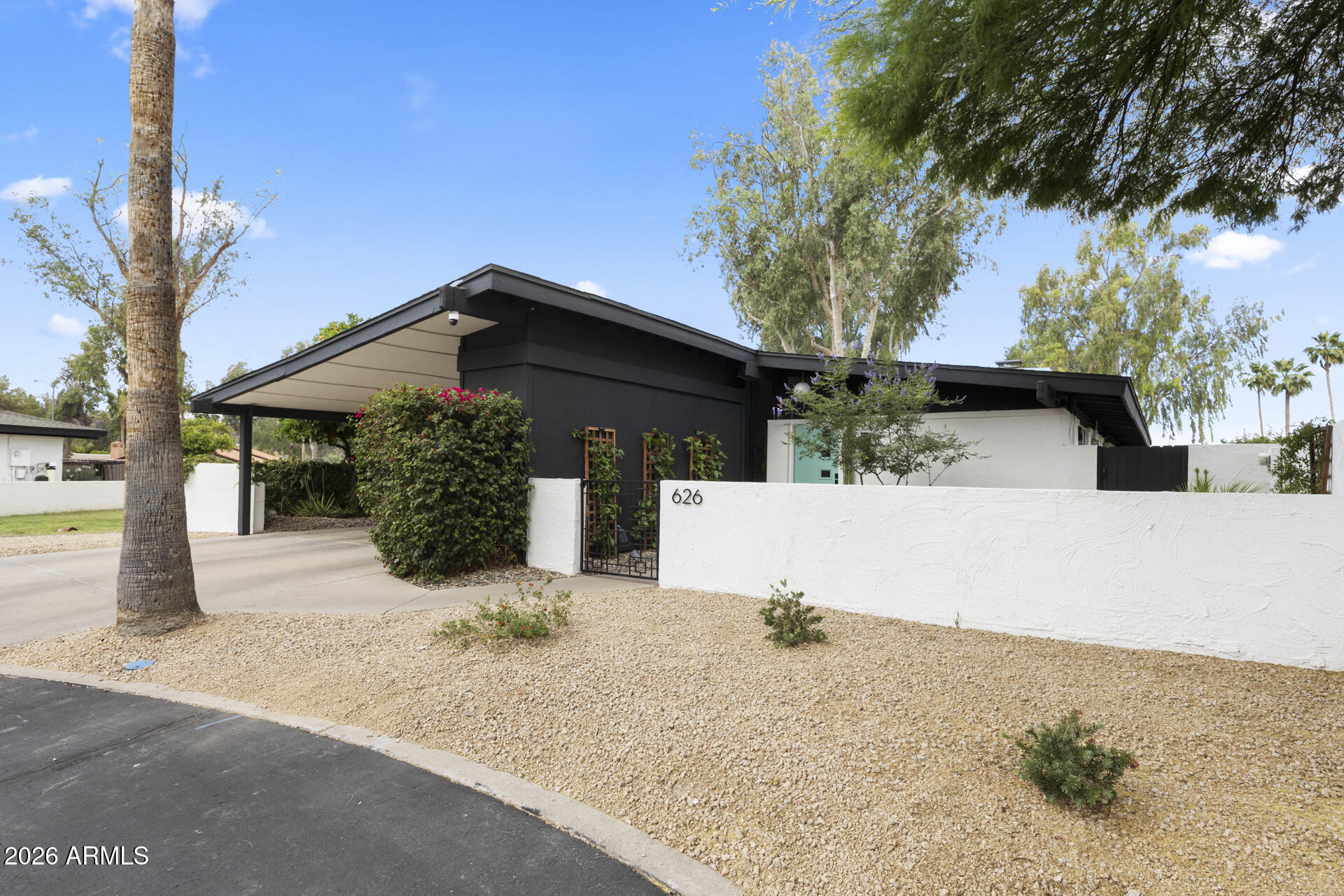 626 W GIBRALTAR Lane