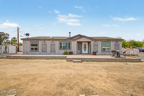 2087 E MICHELLE Drive Phoenix AZ 85022