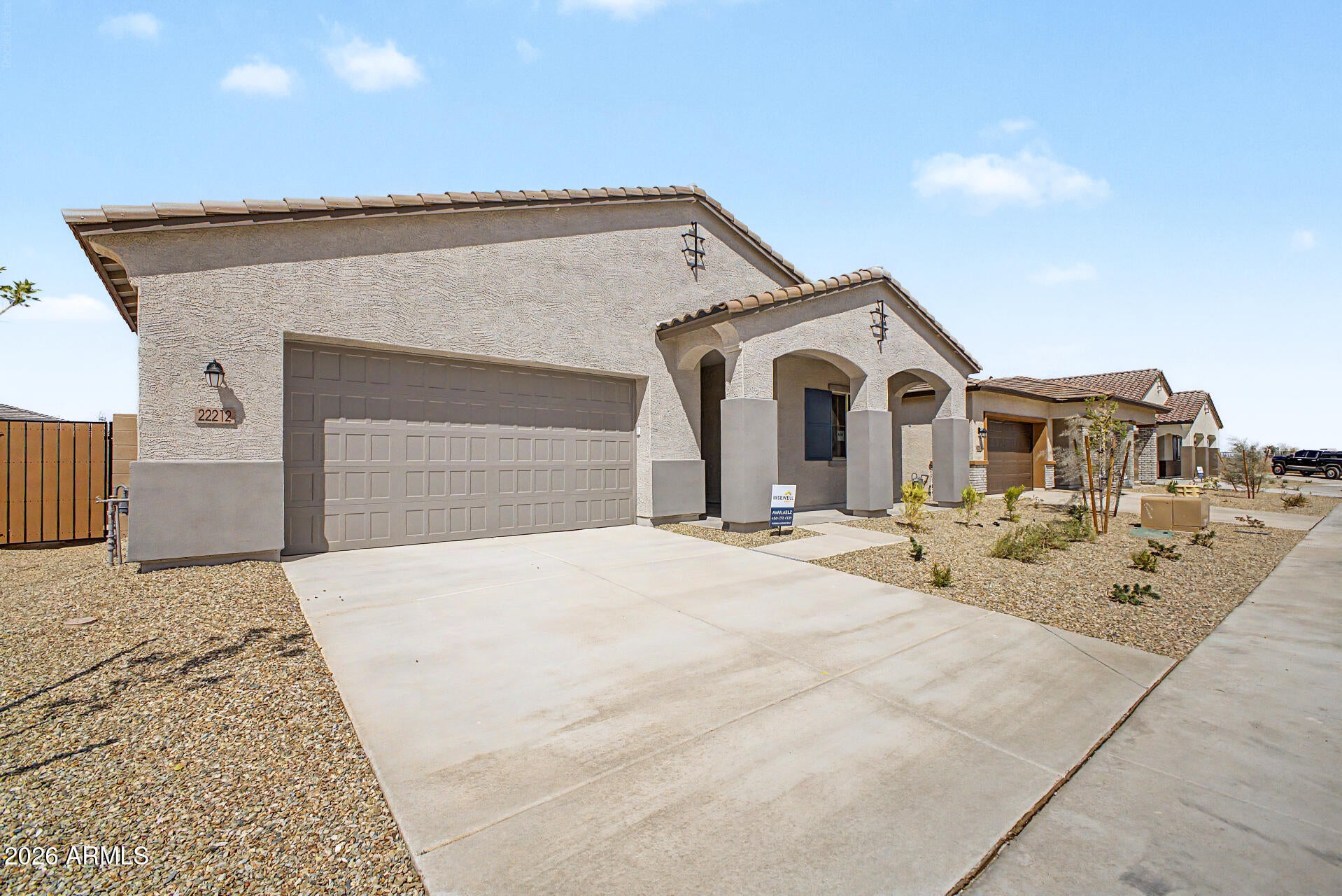 22212 W BLACKHAWK Drive