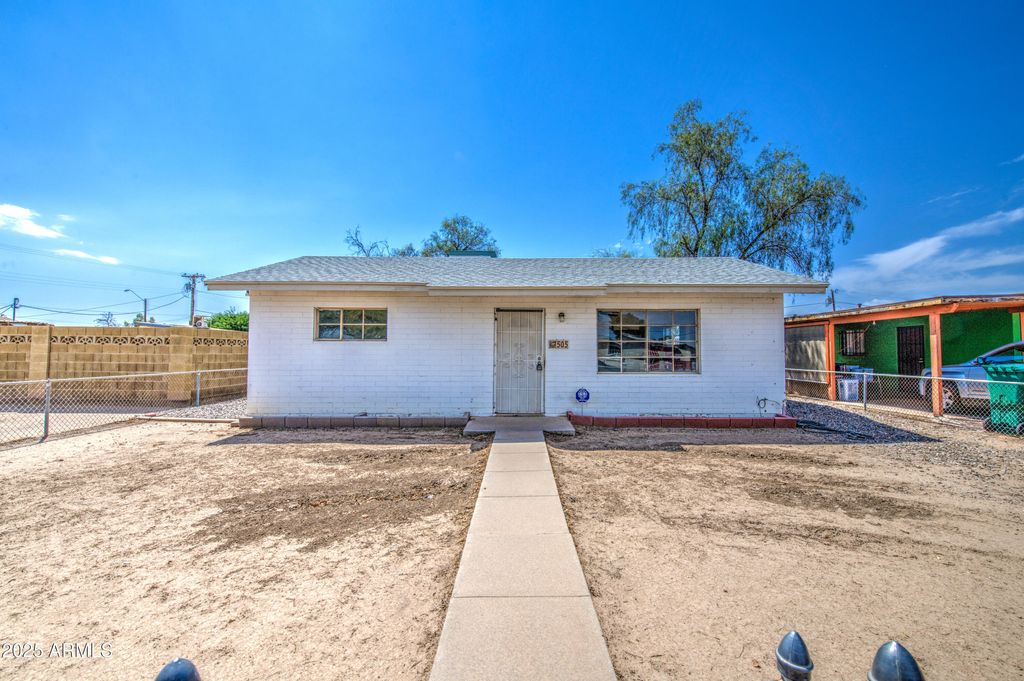 Photo of 505 W 11th Street, Eloy, AZ 85131 (MLS # 6911160)