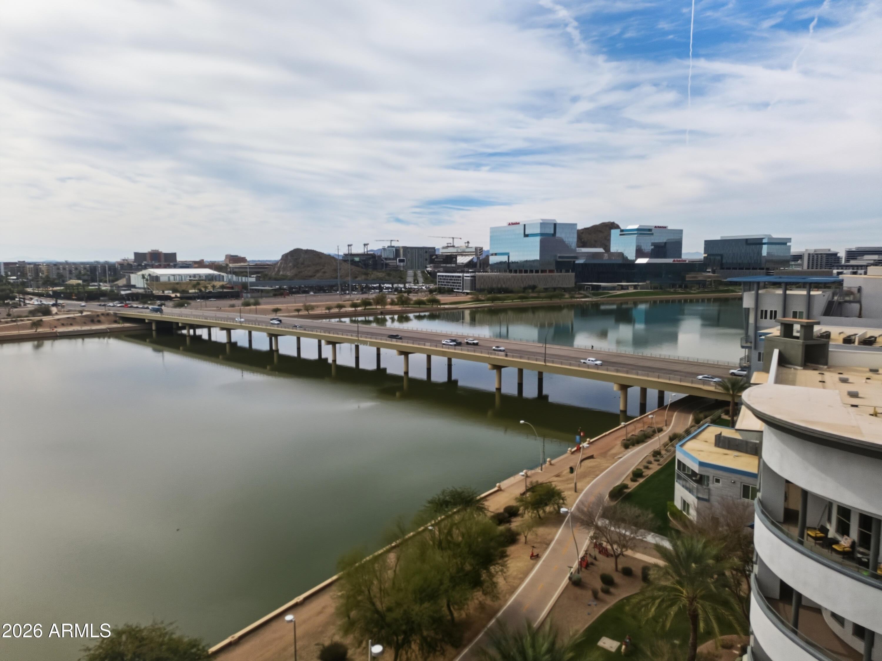 945 E Playa Del Norte Drive 2006