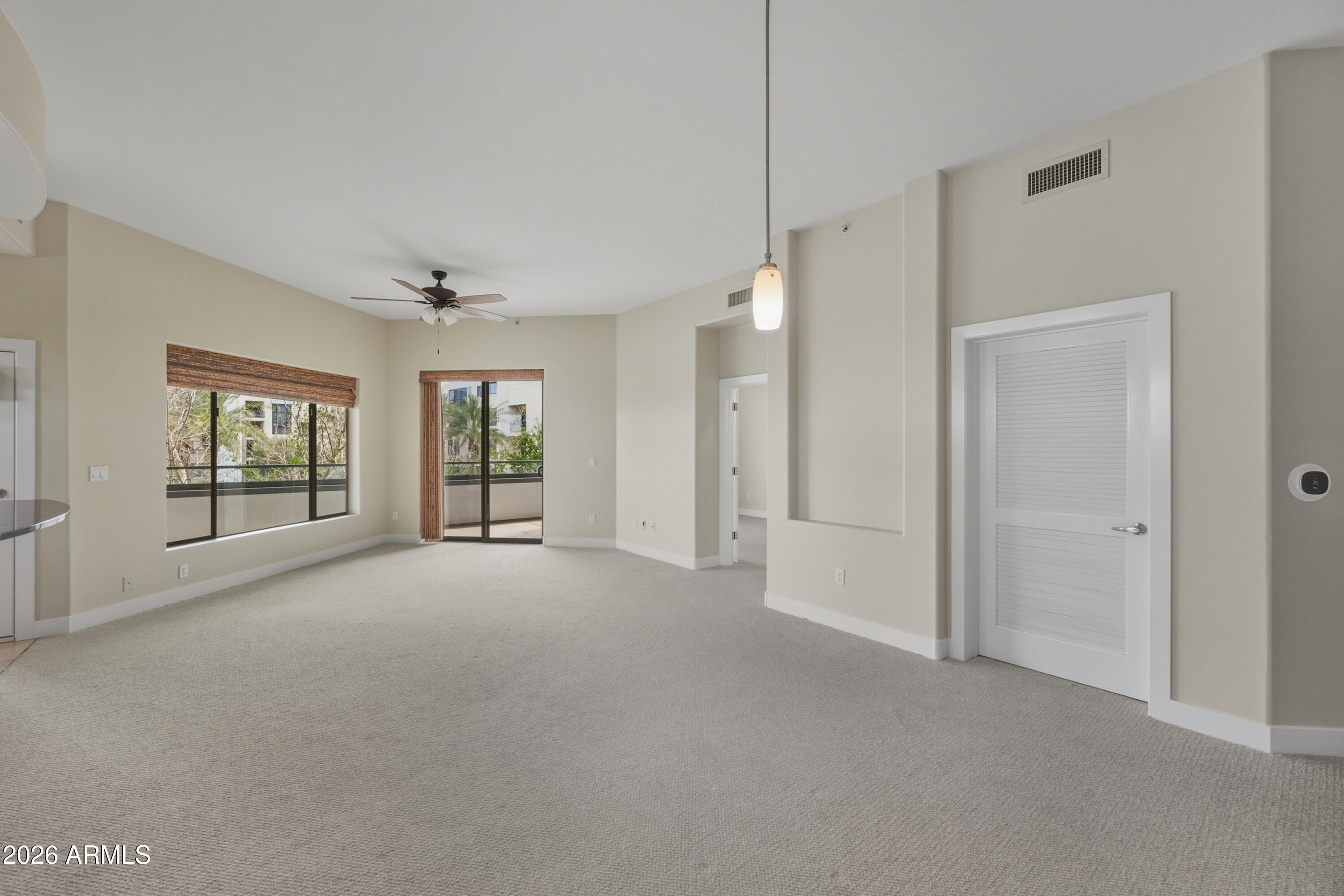 945 E Playa Del Norte Drive 2006