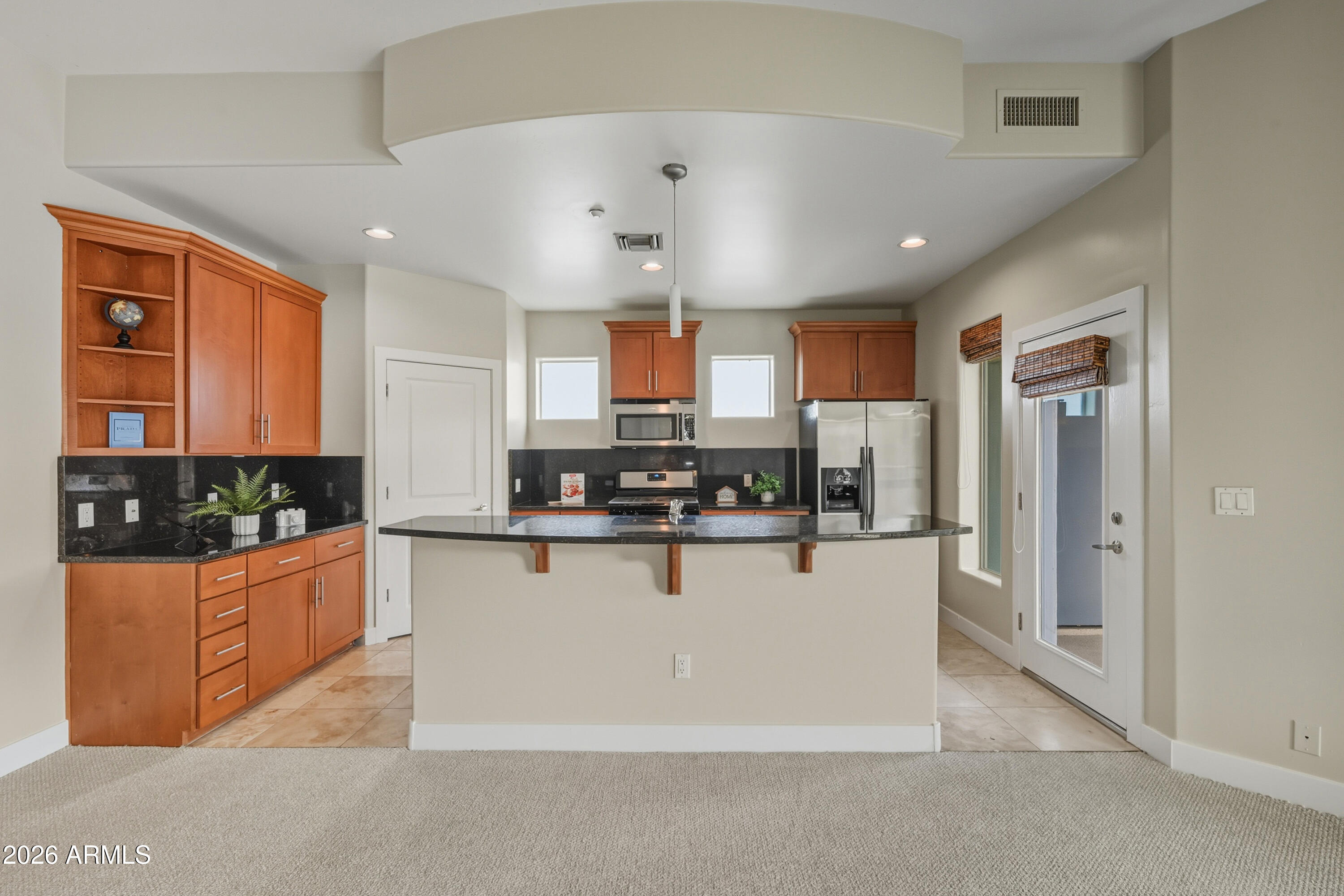 945 E Playa Del Norte Drive 2006