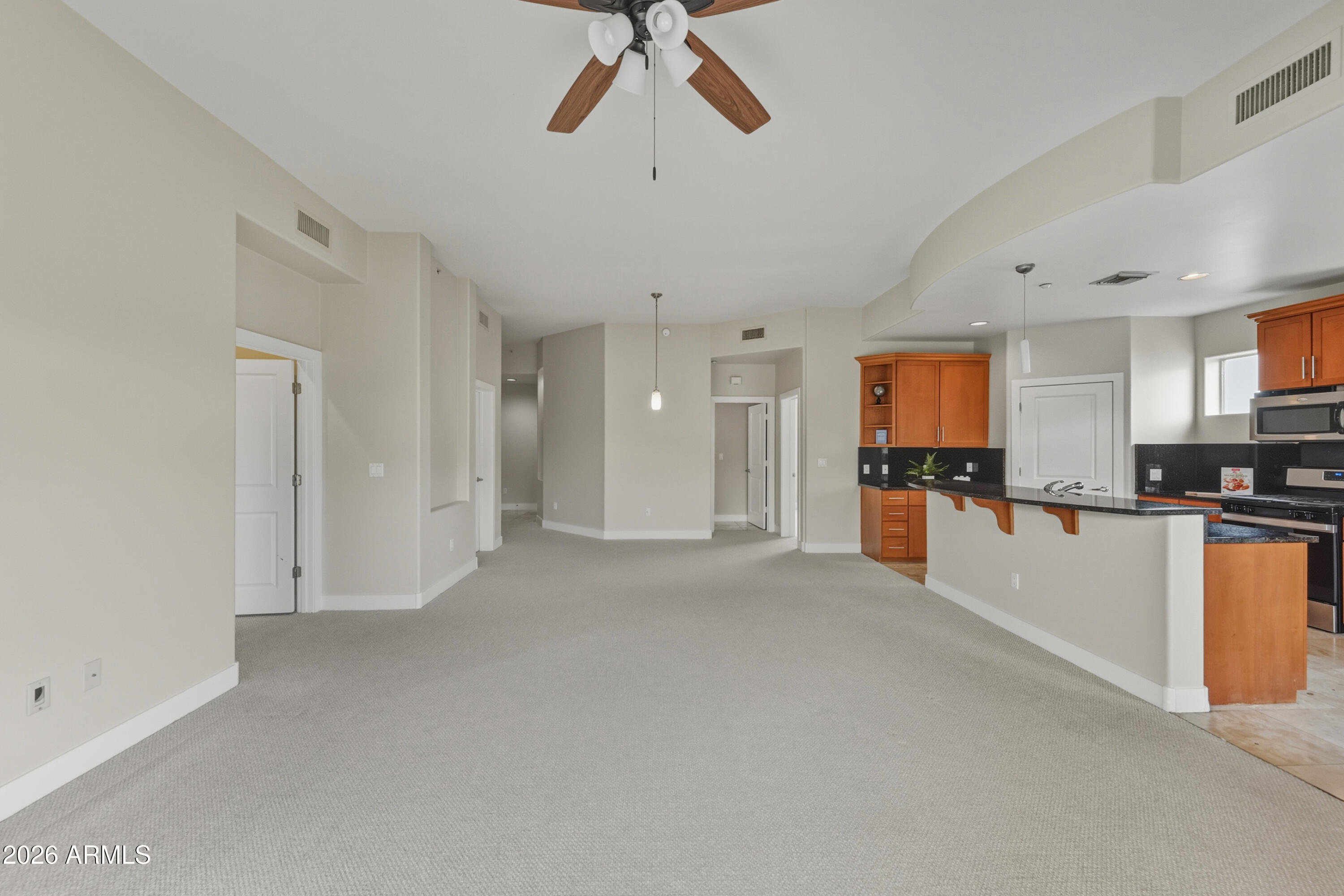 945 E Playa Del Norte Drive 2006