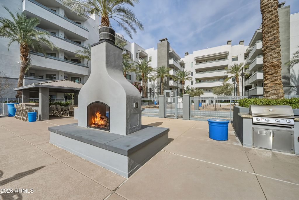 Photo of 945 E Playa Del Norte Drive #2006, Tempe, AZ 85288 (MLS # 6984569)