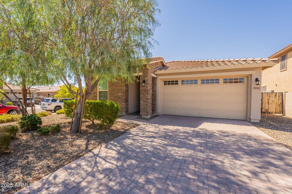 Photo of 18725 W Colter Street, Litchfield Park, AZ 85340 (MLS # 6897766)