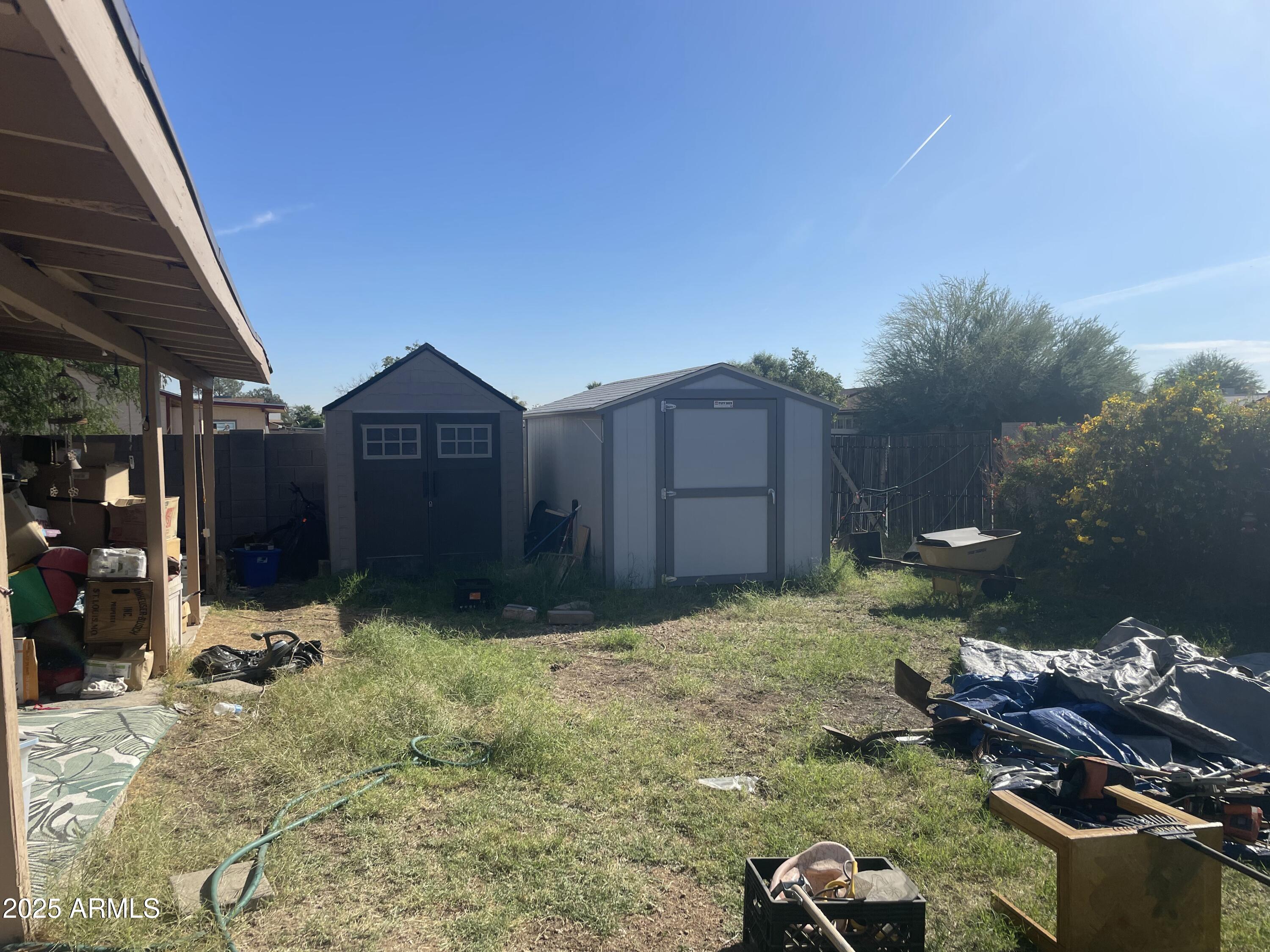 5301 W COUNTRY GABLES Drive